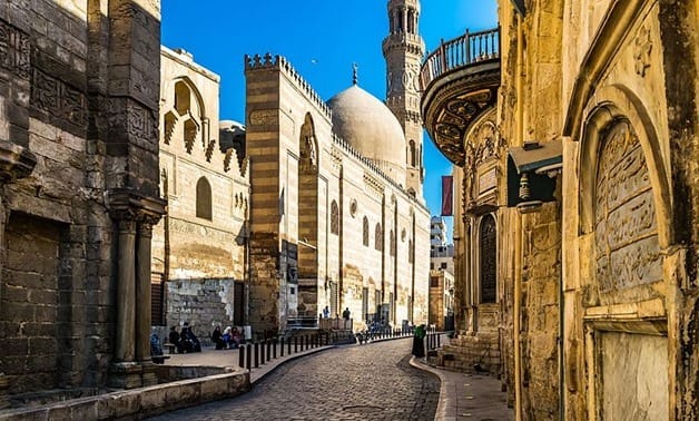 El Moez Street’s “Hidden” Mosques And Medieval Mansions
