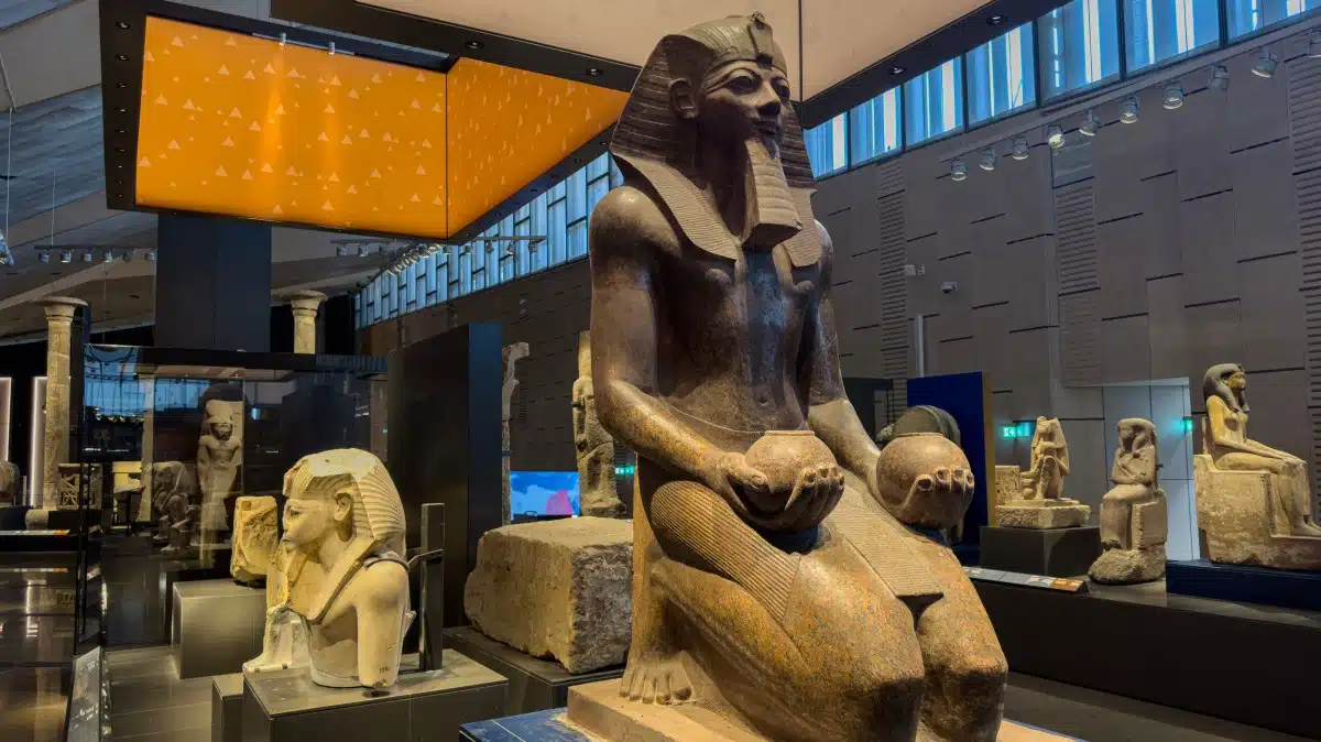 Giza Pyramids, Camel Ride and GEM Day Tour from Alexandria Port Excursion Giza Pyramids, Camel Ride and GEM Day Tour from Alexandria Port Excursion