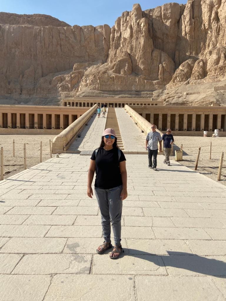 Hatshepsut Temple Solar Alignment – 6th January Hatshepsut Temple Solar Alignment - 6th January